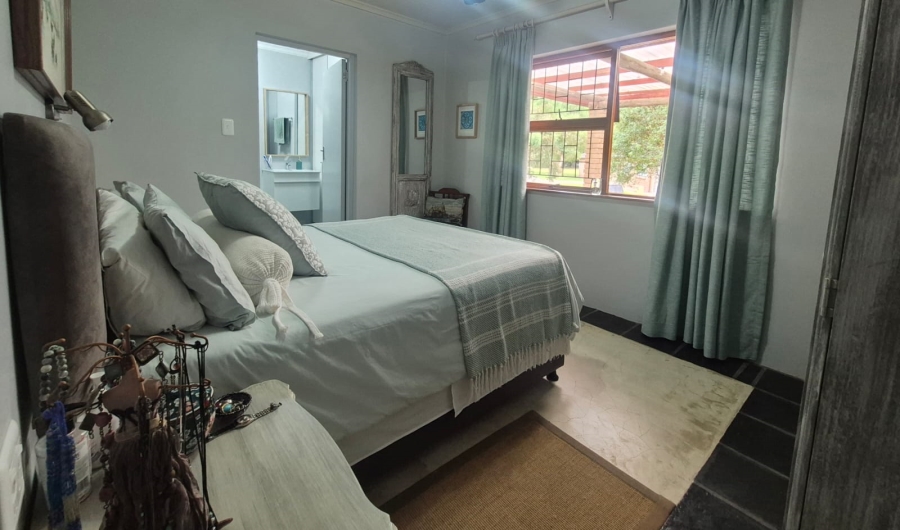 3 Bedroom Property for Sale in Brenton On Lake Western Cape